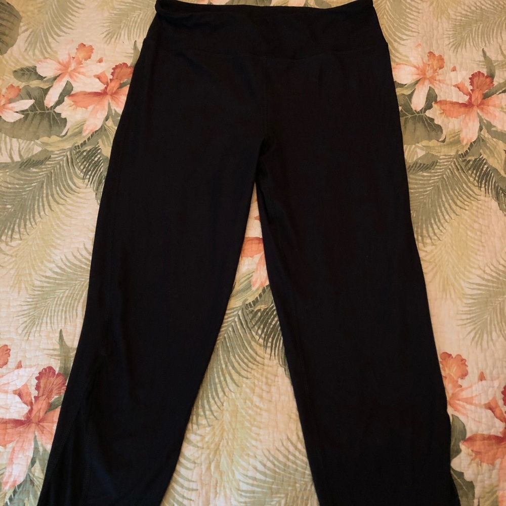 Black leggings
